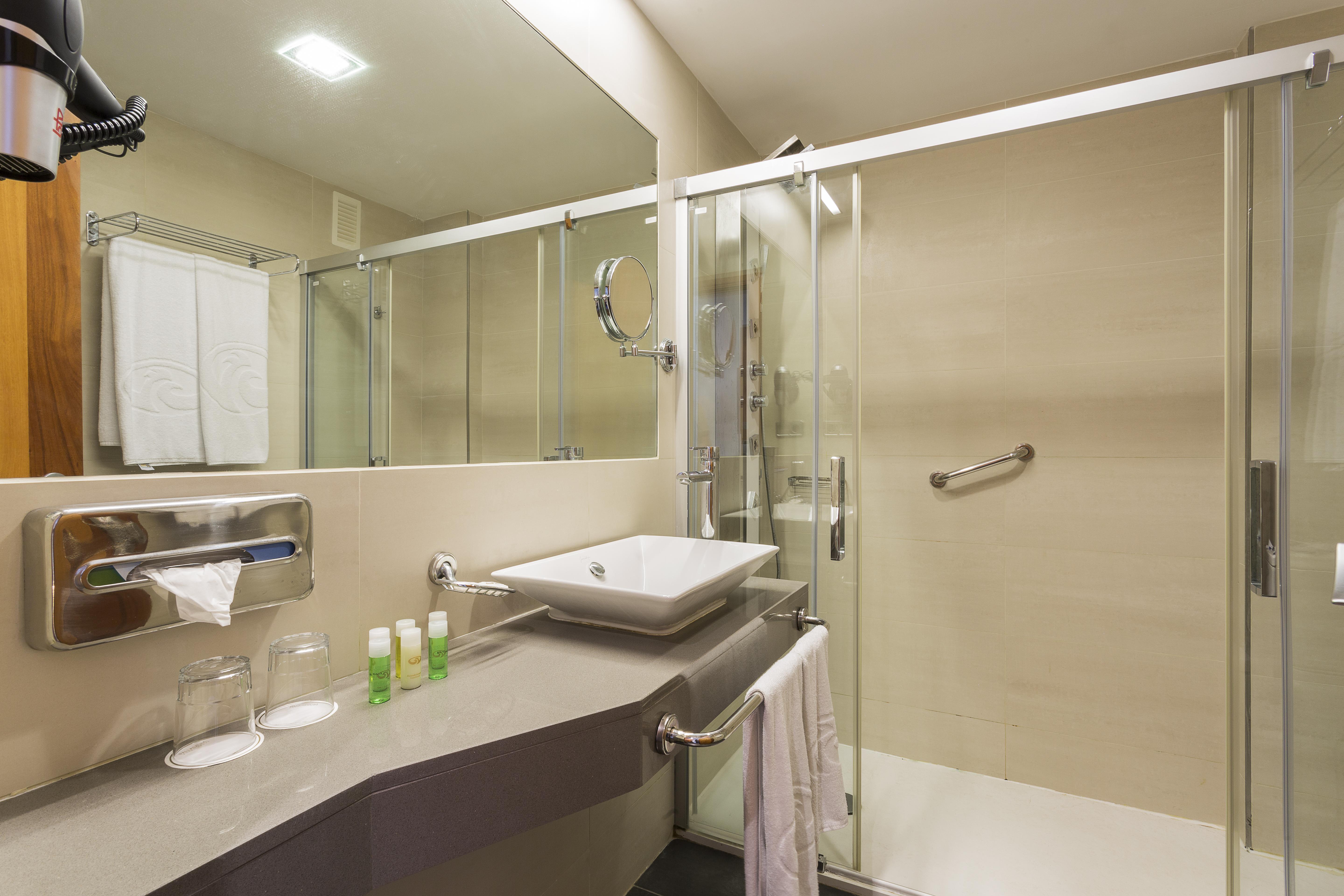 Palladium Hotel Cala Llonga - Adults Only Bagian luar foto