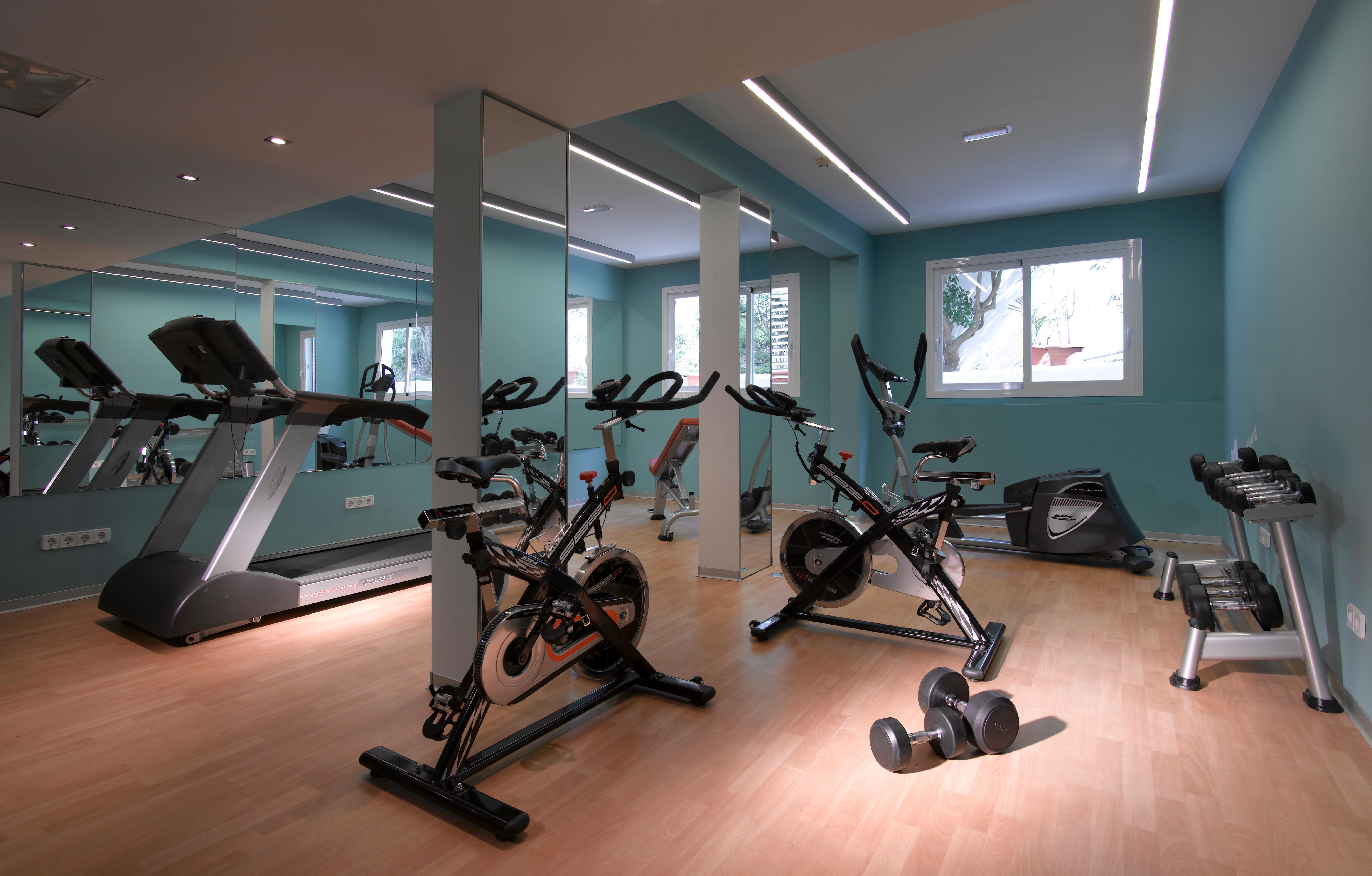 Palladium Hotel Cala Llonga - Adults Only Bagian luar foto