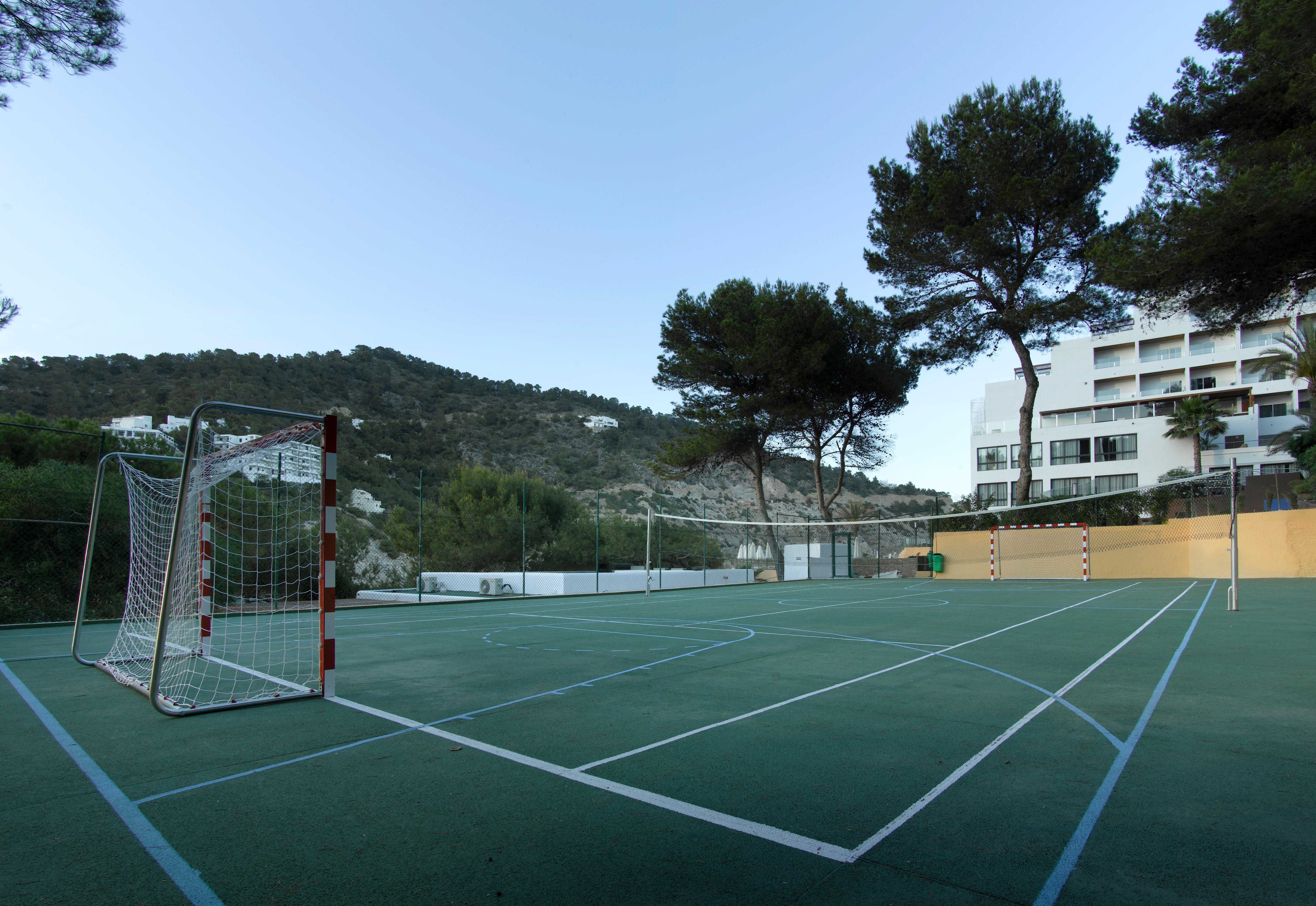 Palladium Hotel Cala Llonga - Adults Only Bagian luar foto