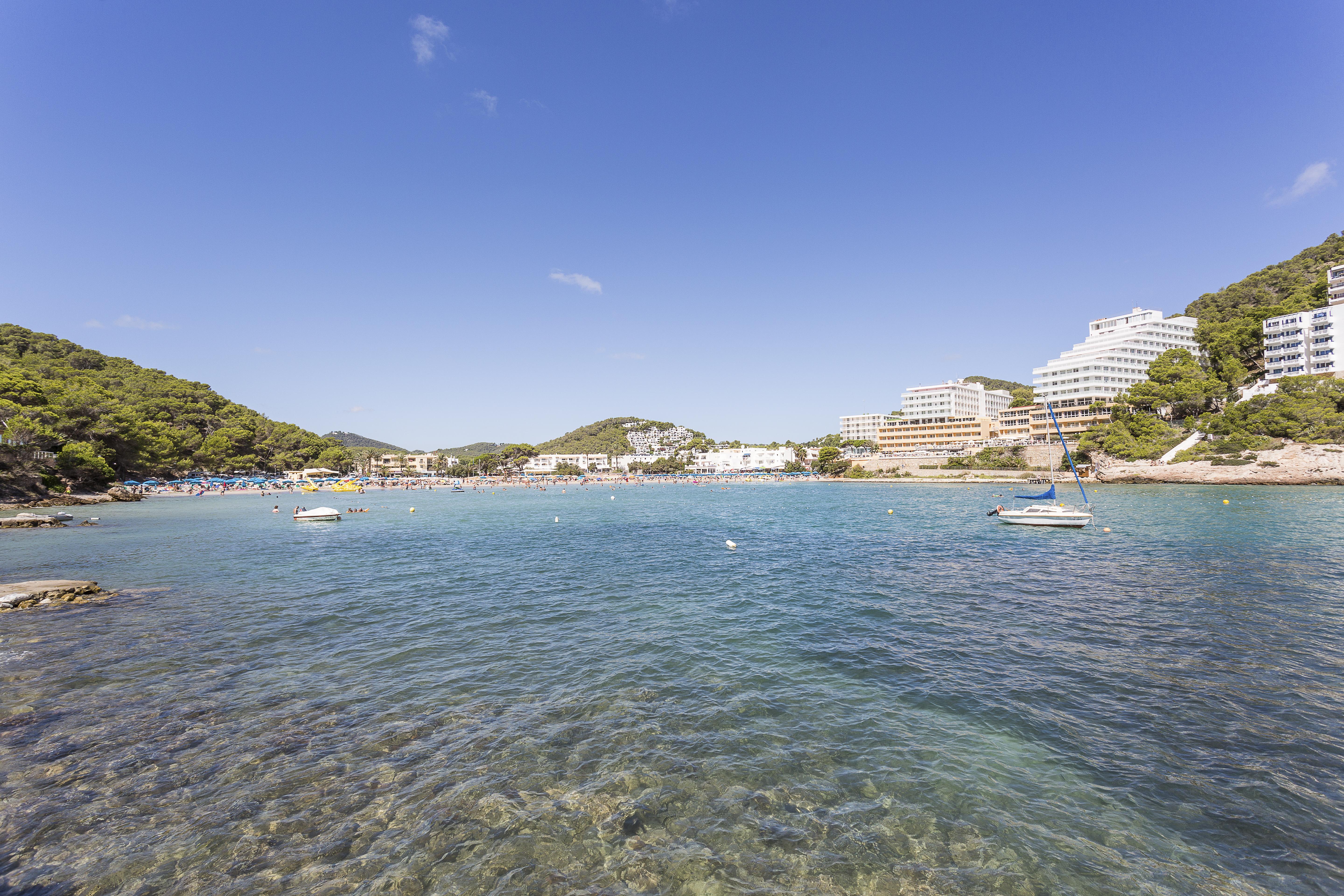 Palladium Hotel Cala Llonga - Adults Only Bagian luar foto